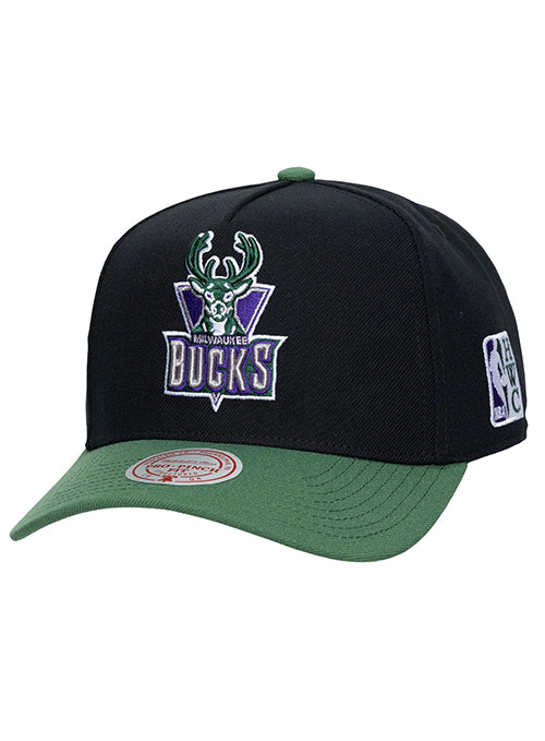 Mitchell & Ness HWC '93 Classic Step Black Milwaukee Bucks Snapback Hat