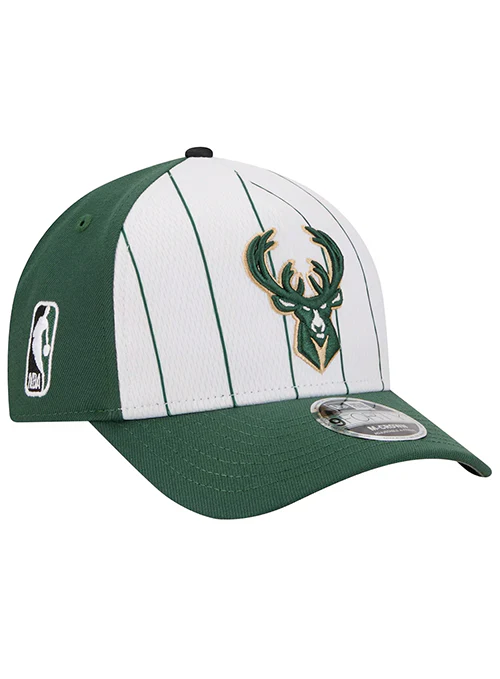 New Era 9Forty Tip Off 2025 Milwaukee Bucks Snapback Hat - Image 2