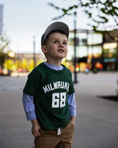 Outerstuff Toddler Bango Milwaukee Bucks T-Shirt - Image 3