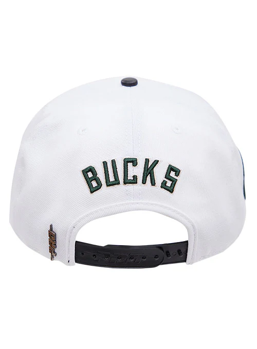 Pro Standard Classic Wool White Milwaukee Bucks Snapback Hat - Image 2