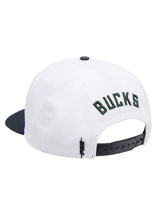 Pro Standard Classic Wool White Milwaukee Bucks Snapback Hat - Image 3