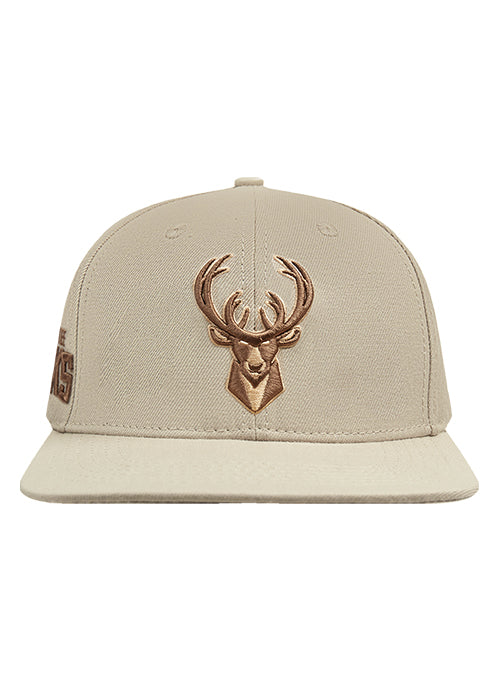 Pro Standard Gramercy Milwaukee Bucks 2-Tone Snapback Hat - Image 3