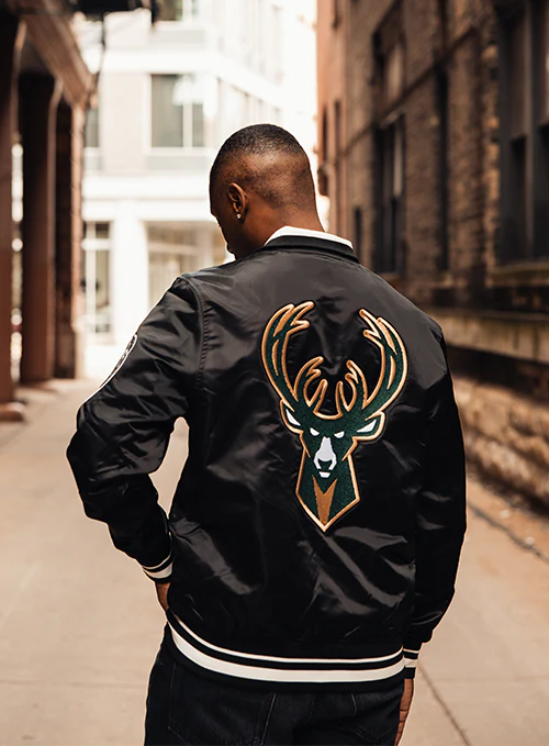 Pro Standard Retro Classic Milwaukee Bucks Satin Jacket - Image 2