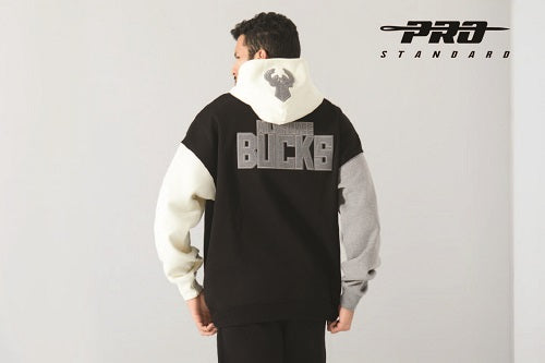 Pro Standard Reverse Terry Milwaukee Bucks Hooded Sweatshirt - Image 5