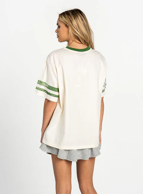 Women's The Wild Collective Vintage Milwaukee Bucks Drop Shoulder T-Shirt - Image 3